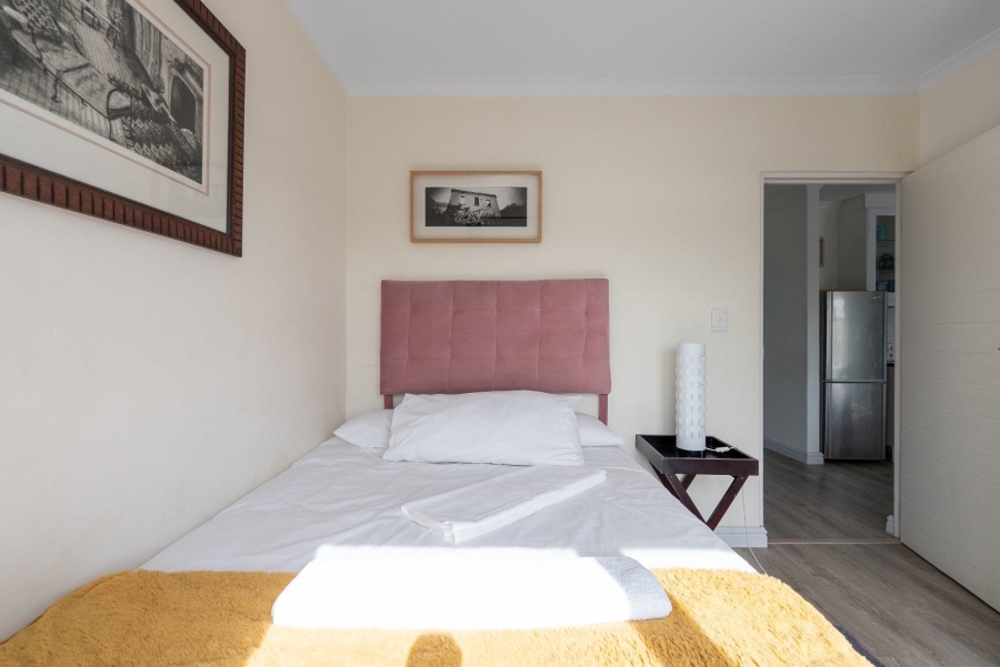 To Let 2 Bedroom Property for Rent in Observatory Western Cape